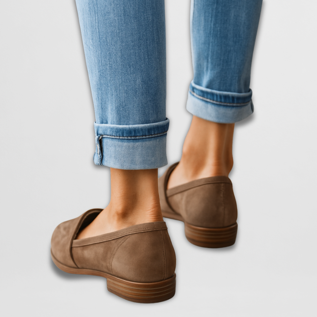 Niki - Suede Loafers