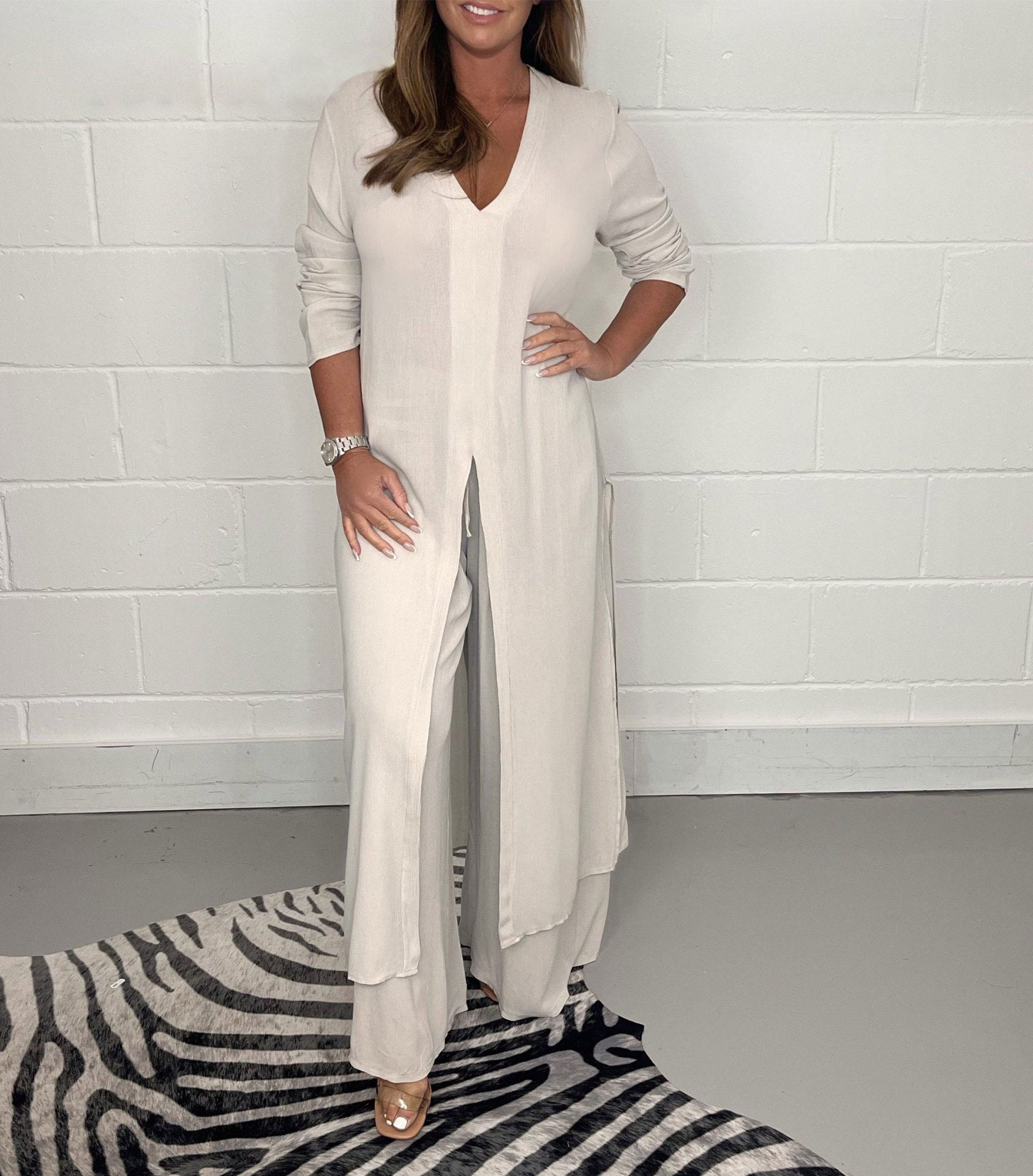 Cherly™ Comfy Two-Piece Set | Flowy Blouse and Wide-Leg Trousers