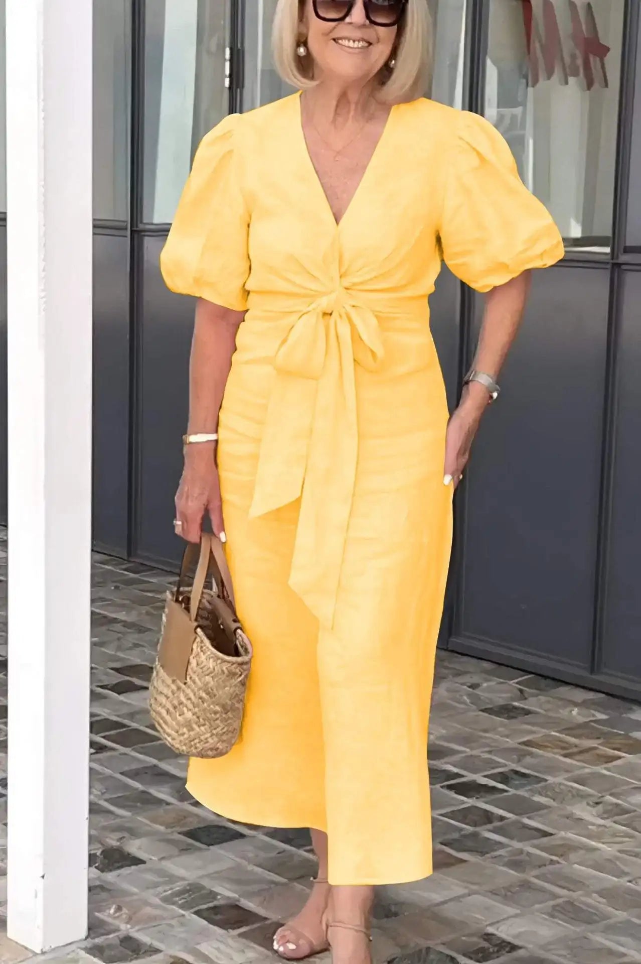 Stella - Elegant V-Neck Dress